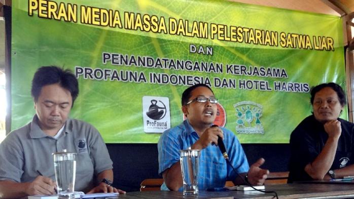 Discussion on Media Roles in Wildlife Conservation